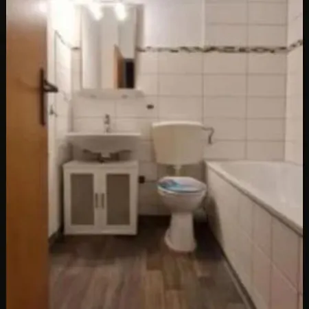 Modern Central Apartment *