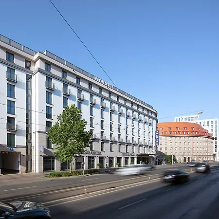 Novotel Nuernberg Centre Hotel 4*