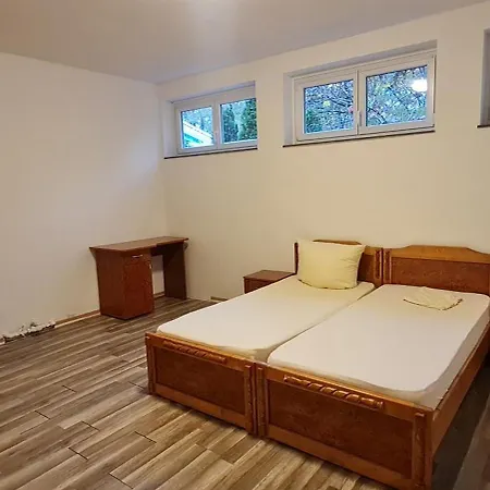 Apartment Schoene Mit Eigene Parking Netflix Youtube *