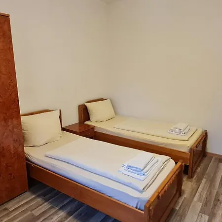 Apartment Schoene Mit Eigene Parking Netflix Youtube *