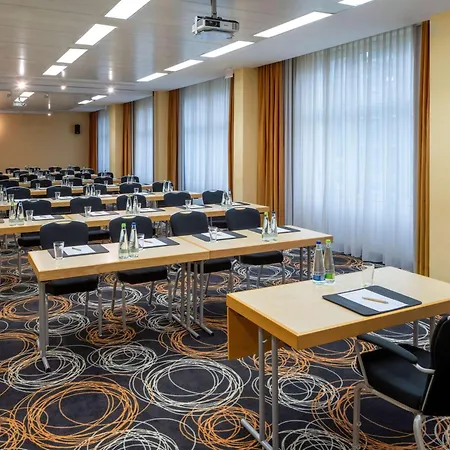 Moevenpick Airport Hotel