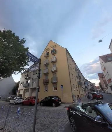 Center - 4 With Kitchen And 2 Bathrooms Apartment Nürnberg