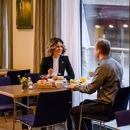 Hotel Novotel Nuernberg Centre 4*