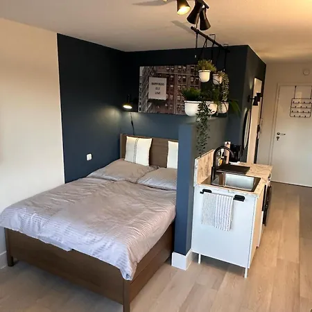 Urhome 22 City, Airport, Messe, Auto-,strassenbahn * Nuremberg