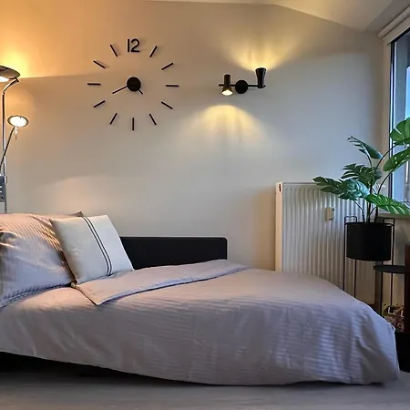 Urhome 22 City, Airport, Messe, Auto-,strassenbahn Nuremberg