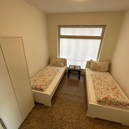 Hotel-Elias 1 Homestay *