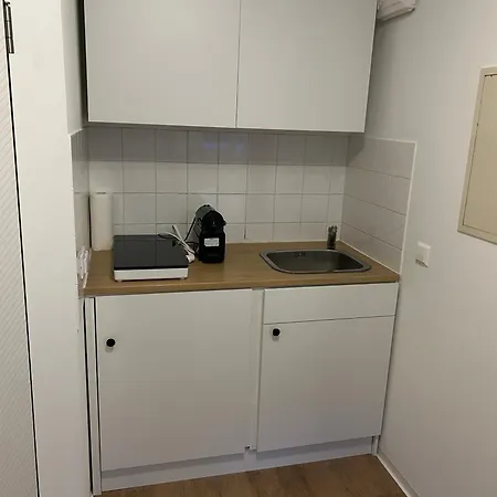 Apartment In The Heart Of *