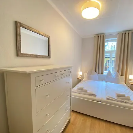 Stilvoll Wohnen In Top-lage Apartment