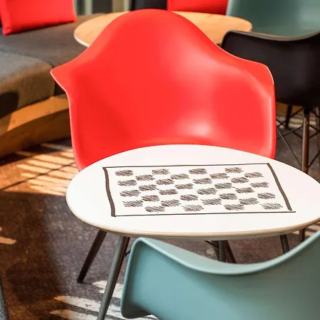 Ibis Hauptbahnhof מלון 2*