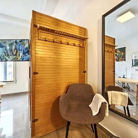 Loft Fuer Bis Zu 12, Whirlpool, Infrarotsauna, Arcade-spiele, Tischfussball, Wii * Nuremberg