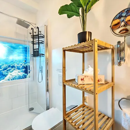 Loft Fuer Bis Zu 12, Whirlpool, Infrarotsauna, Arcade-spiele, Tischfussball, Wii Apartment Nuremberg