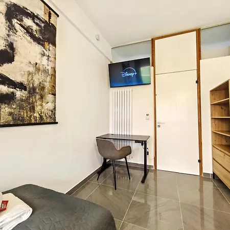 Loft Fuer Bis Zu 12, Whirlpool, Infrarotsauna, Arcade-spiele, Tischfussball, Wii *