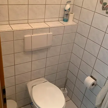Geraeumiges Haus Mit Garten Terasse *