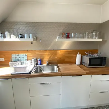 3-zimmer-wohnung Mit Terrasse Und 2 Schlafzimmern Apartamento
