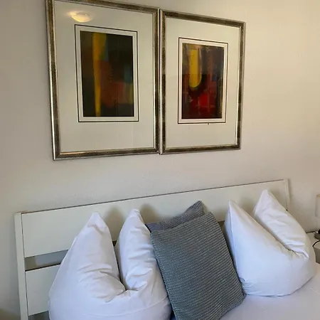 Apartamento 3-zimmer-wohnung Mit Terrasse Und 2 Schlafzimmern