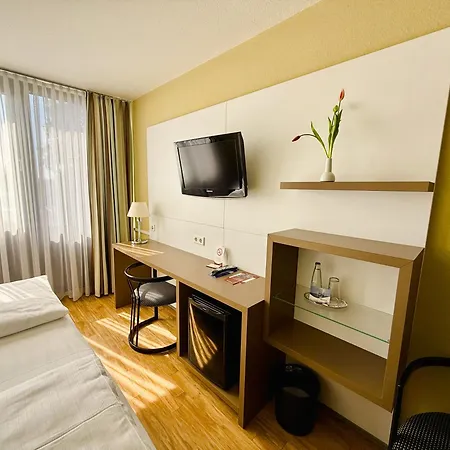 Arvena Messe Hotel