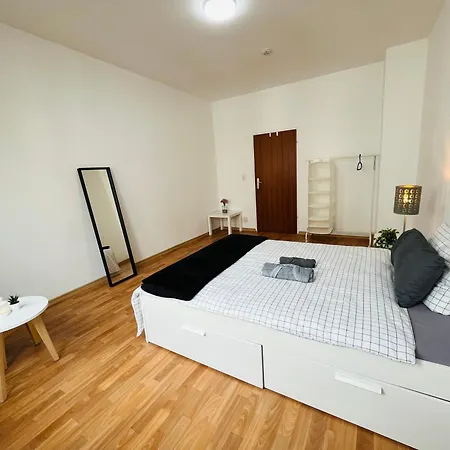 Bright & Spacious In Shared * 뉘른베르크