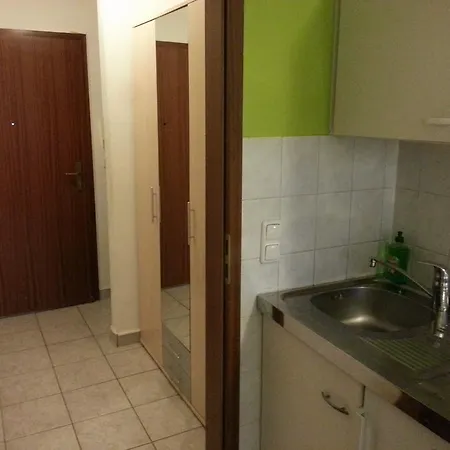 Apartment Gxm Self Serviced *