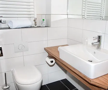 Otel Gideon 3*