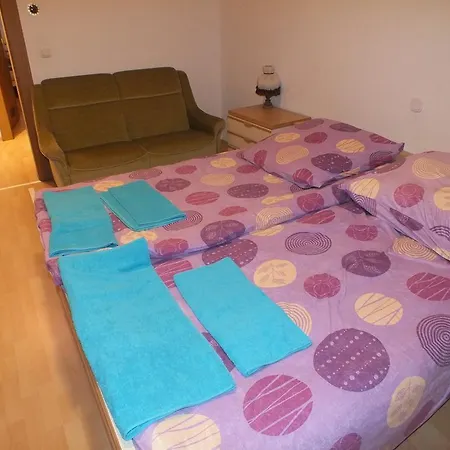 Apartment Ferienwohnung In *