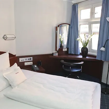 Hotel Hauser Boutique 3*