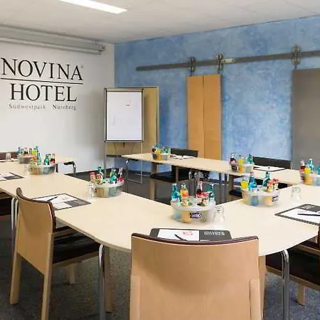Novina Suedwestpark Hotell