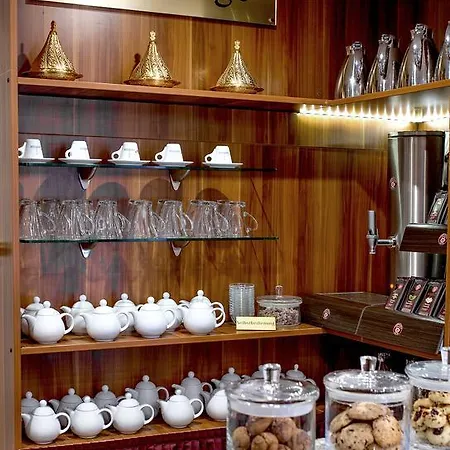 Tiptop Burgschmiet Garni Hotell