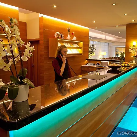 Novina Suedwestpark Hotell 4*