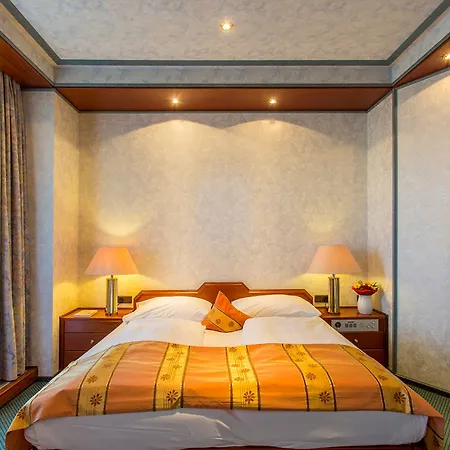Arotel Best Living 3* Norimberk