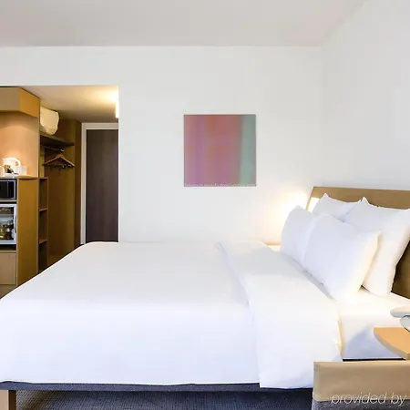 Novotel Am Messezentrum 4*