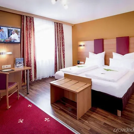Tiptop Burgschmiet Garni Hotell Nürnberg