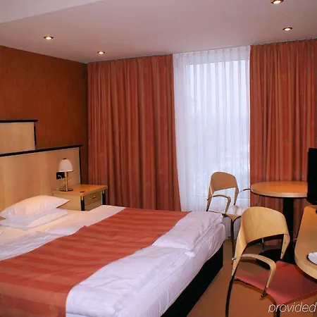 Hotell Arvena Messe 3*