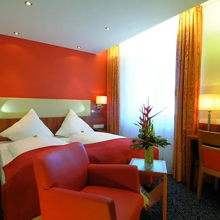 Ringhotel Loew's Merkur 4* Norimberga
