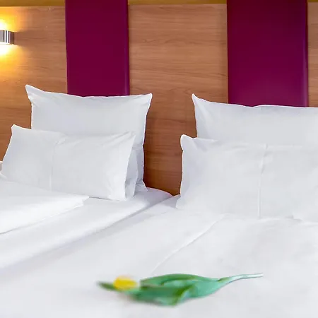 Tiptop Burgschmiet Garni 3* Nürnberg