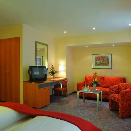 Ringhotel Loew's Merkur Norimberga