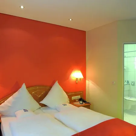 Ringhotel Loew's Merkur Hotel Norimberga