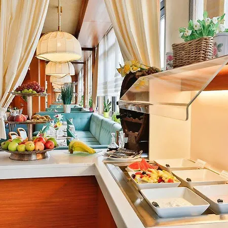 Hotel Arotel Best Living 3*