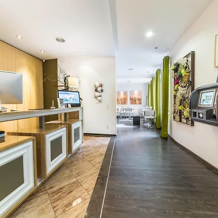 Arthotel 3*