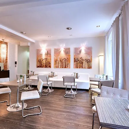 Arthotel Hotel
