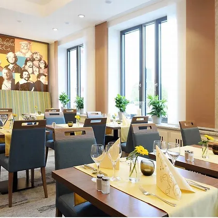Ringhotel Loew's Merkur 4*