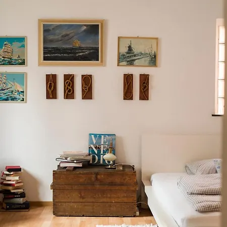Gastzimmer Regina Konukevi
