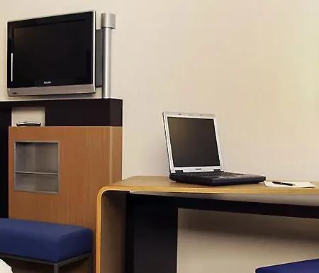 Hotel Novotel Am Messezentrum Nuremberga