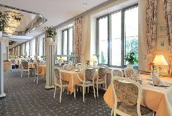 Ringhotel Loew's Merkur 4* Norimberga