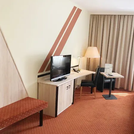 Hotell Novina Suedwestpark