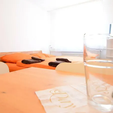Private Next To Subway Homestay Nuremberg