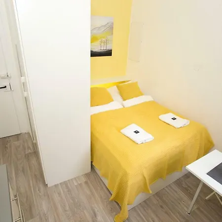 Ferienwohnung Nürnberg, Nahe U-bahn Apartment