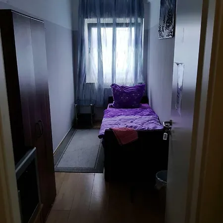 Prima-f E.k. Guest house *