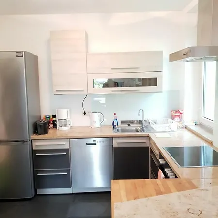 Apartment House With 3 In City Nuremberg