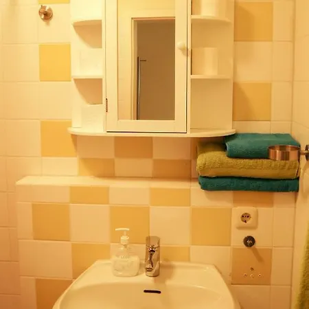 Citystyle Wifi /parking Free Apartment *