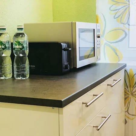 Am Hauptbahnhof Apartment *